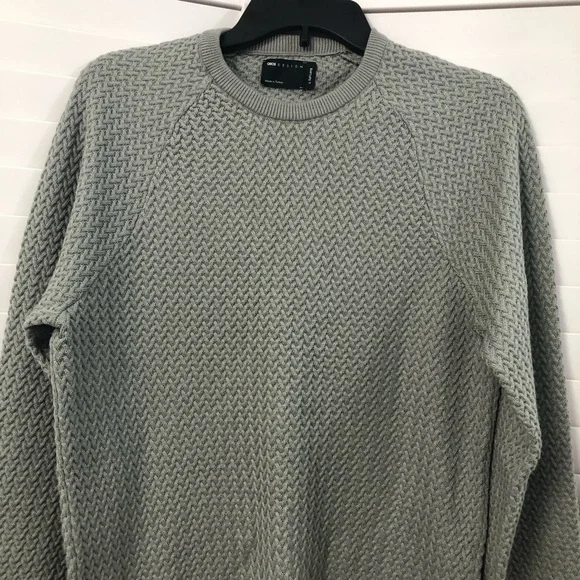 043 - ASOS Gray Crewneck Sweater with Textured Knit - Muscle fit - Picture 6 of 14